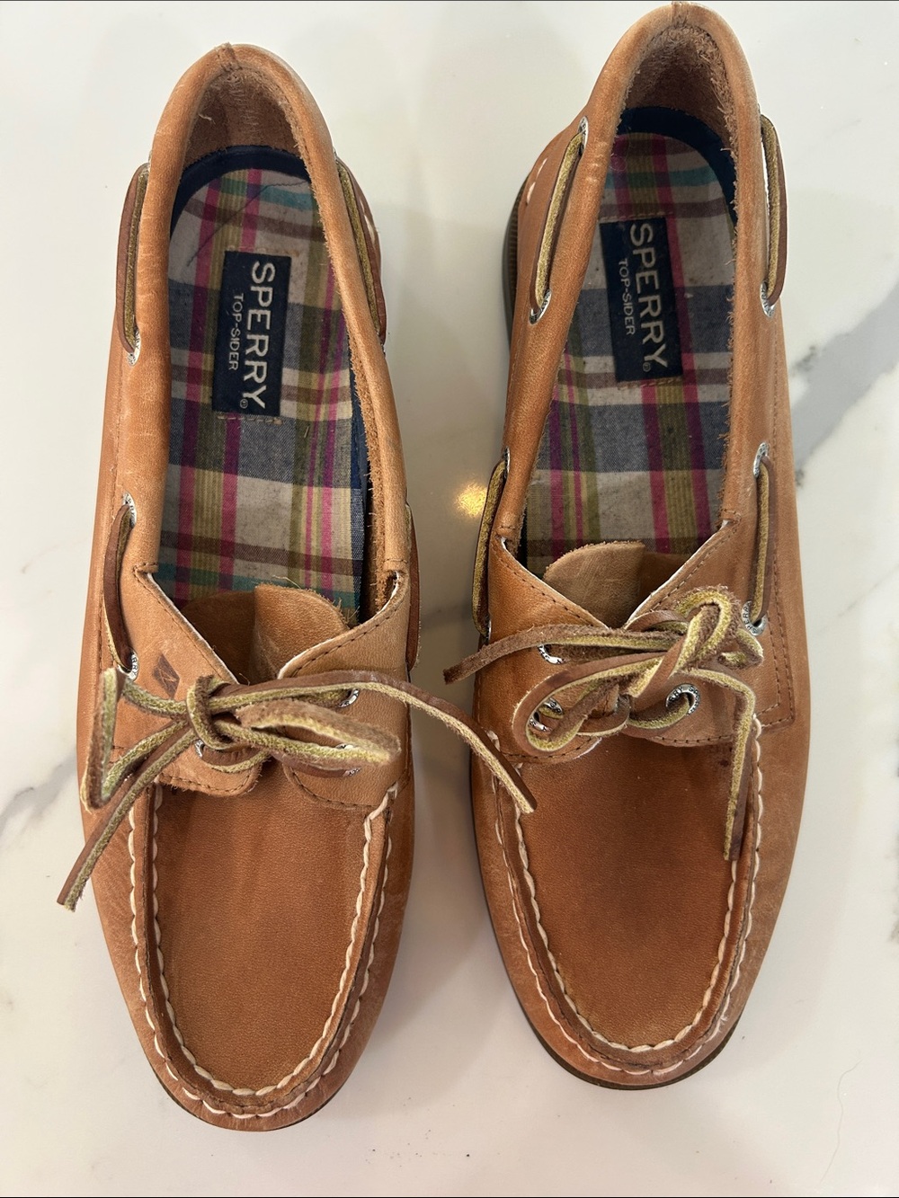 Sperry Tan Leather Moc Toe Boat Shoes with Plaid Insole - Women's 8M